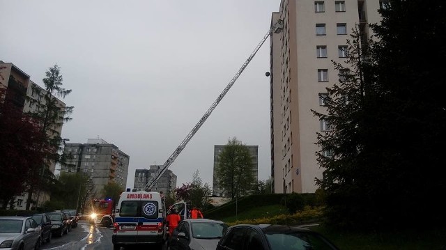 Pożar w mieszkaniu w Jastrzębiu: Dwie osoby w szpitalu