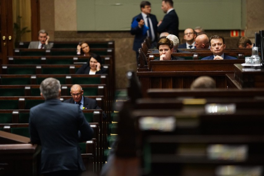 PiS znowelizował ustawę o Trybunale Konstytucyjnym. Poprawki opozycji nie przeszły
