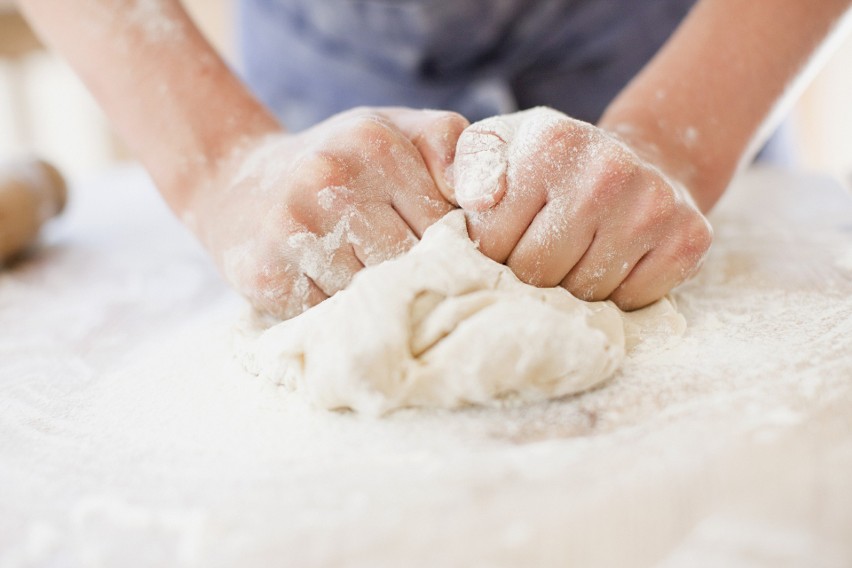 Produkty wysokoprzetworzone, takie jak „biała mąka” mają...