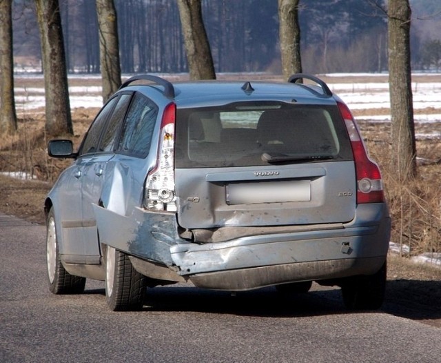 Kierowca tego volvo chciał skręcić w lewo