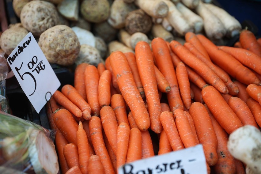 W podsumowaniu cen warzyw w maju to marchewka podrożała...