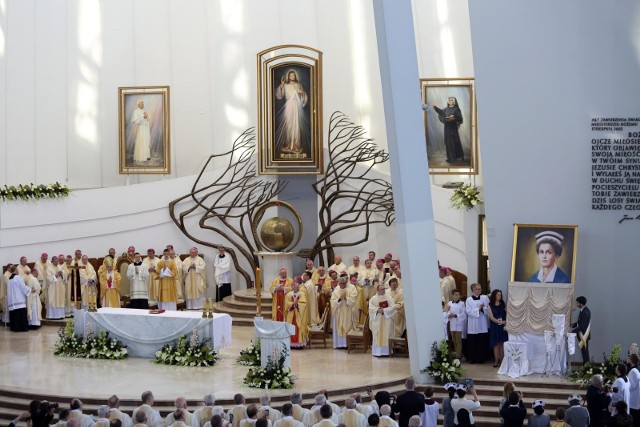 28.04.2018 krakow, sanktuarium bozego milosierdzia, lagiewniki, beatyfikacja hanny chrzanowskiej, mszanzfot. andrzej banas / polska press