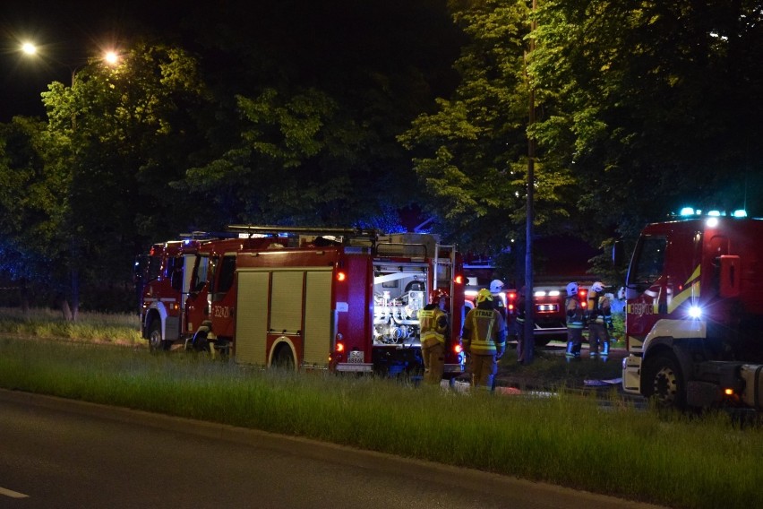 Ogromny pożar w Częstochowie przy Monte Cassino. Pali się...