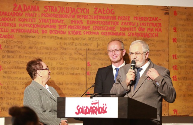 23 września o godz. 12.00 w Sali BHP w Gdańsku odbyła się uroczystość wręczenia Krzyży Wolności i Solidarności