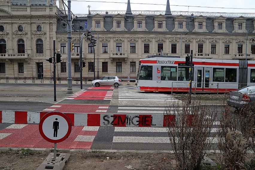 Przejście było gotowe w listopadzie. Ale wejście do parku...