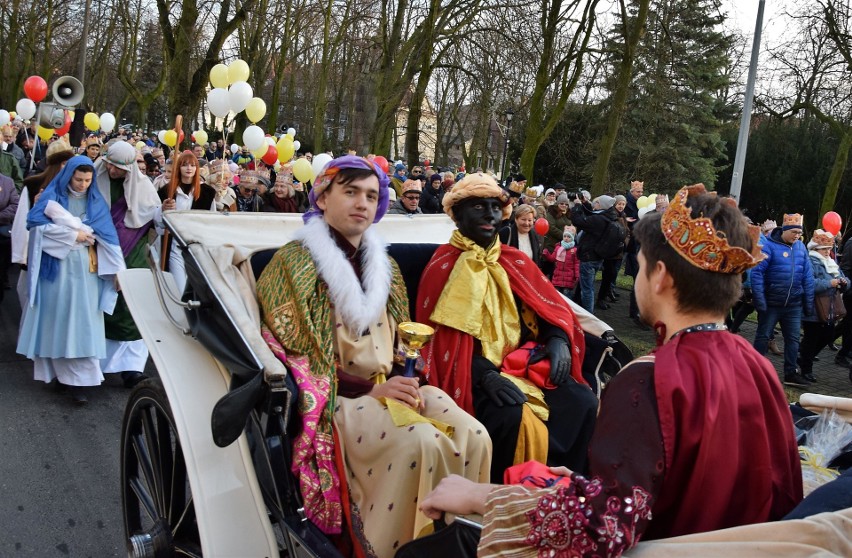 Inowrocławianie tłumnie uczestniczyli w orszaku Trzech...