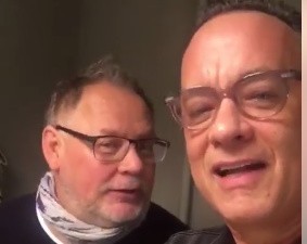 Tom Hanks i Janusz Kamiński składają życzenia urodzinowe...