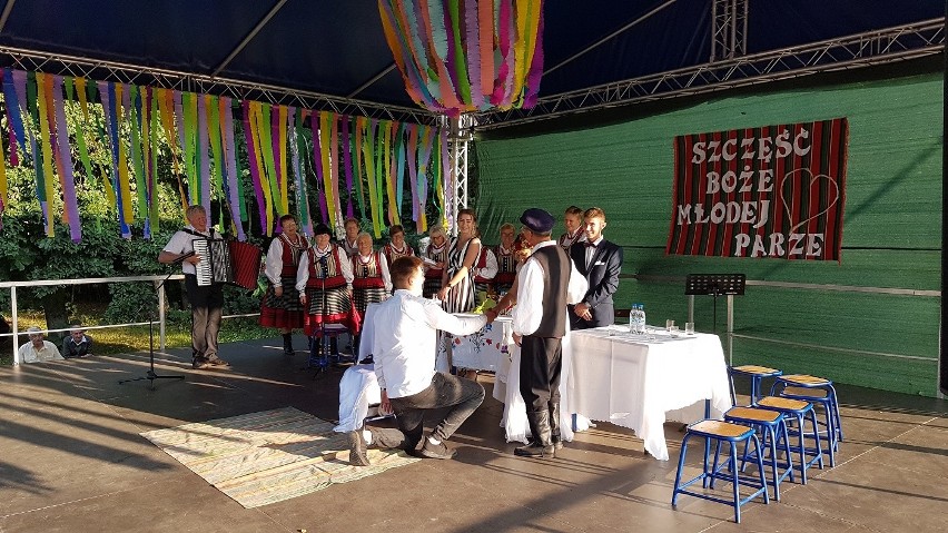 Wiejskie wesele na specjalnym pokazie we Wrzosie w gminie Przytyk