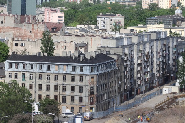 Według projektu władz miasta osoba, która wynajęłaby mieszkanie komunalne np. 15 czerwca, już 16 czerwca mogłaby złożyć wniosek o wykup lokalu z 90-procentową bonifikatą