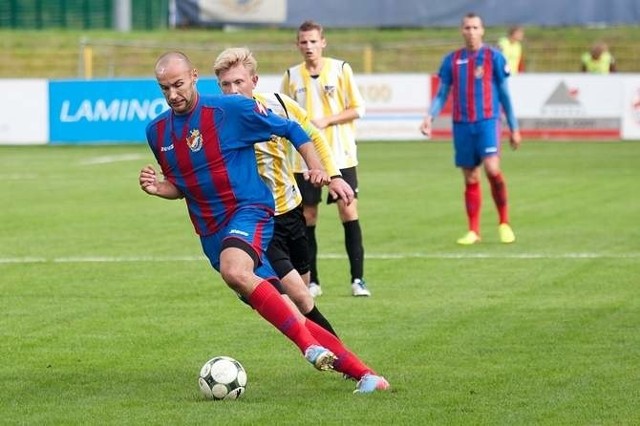 Łukasz Stasiak zdobył gola w meczu z Gryfem Tczew.