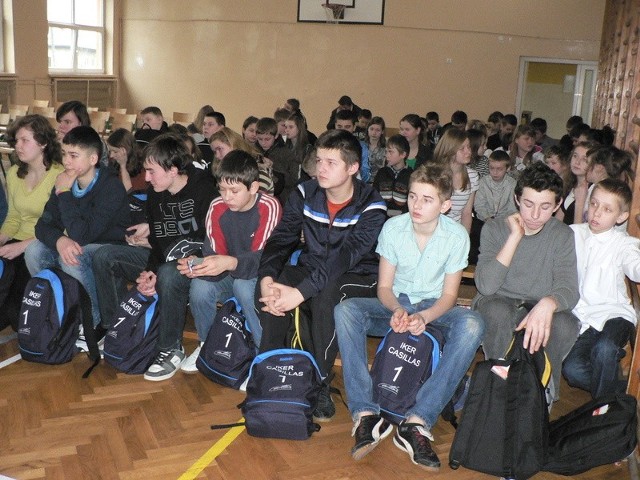 Dzieci z całej gminy Przytyk otrzymały łącznie 102 komplety wyprawek szkolnych.