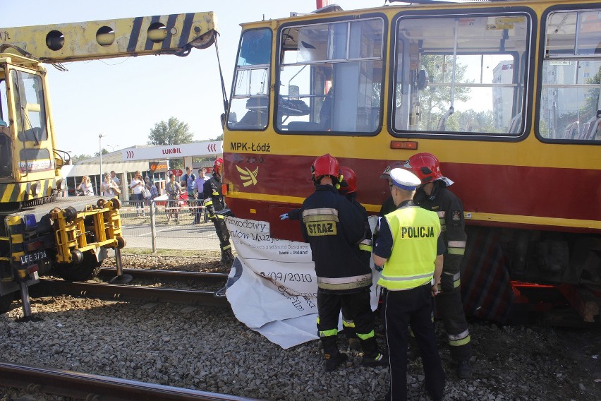 Młoda kobieta zginęła potrącona przez tramwaj na...