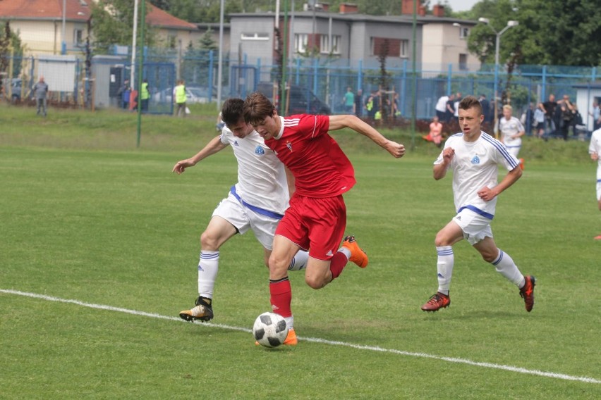 W Wielkich Derbach Śląska w Centralnej Lidze Juniorów Ruch...