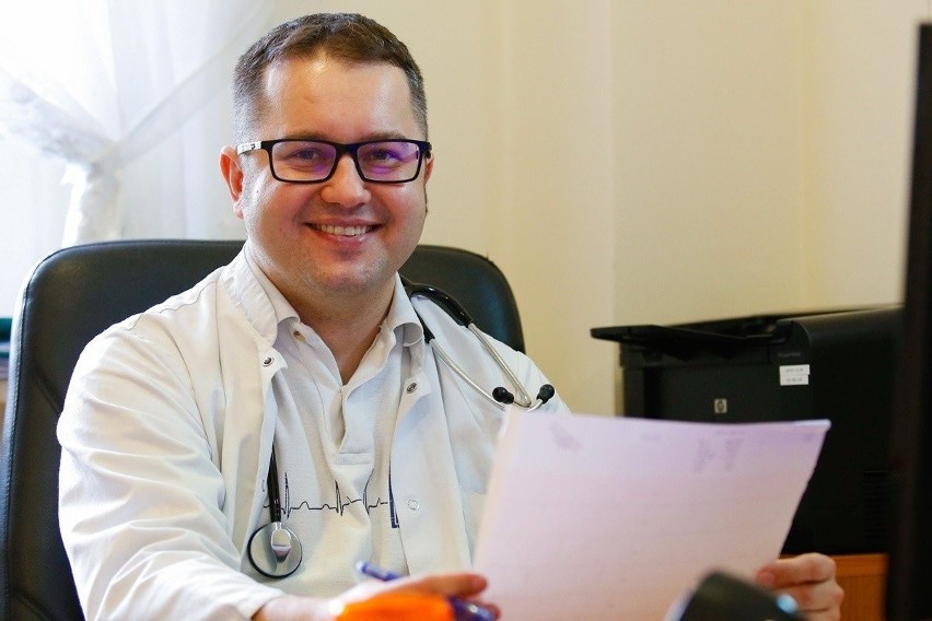 Doktor Łukasz Dobaj, specjalista kardiolog, dyrektor ds....