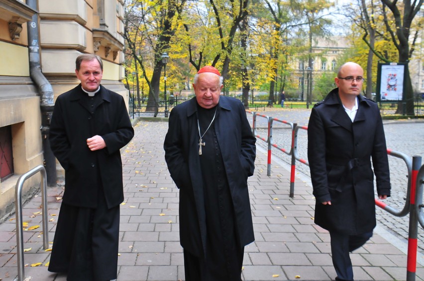 Wybory samorządowe 2018. Kardynał Stanisław Dziwisz zagłosował