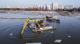 Odmulanie zalewu w Rzeszowie wstrzymane do października. Powodem były grube kry na Wisłoku