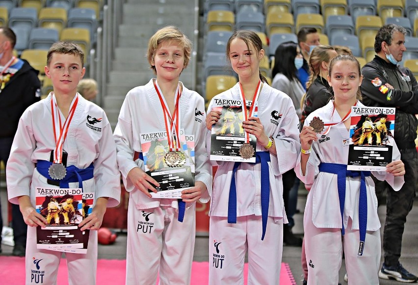 Posypały się medale w Krakowskim Centrum Taekwondo na Polish Open Cup [ZDJĘCIA]