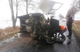 Wypadek w Wudzyniu niedaleko Bydgoszczy. Dostawczak przewrócił się na bok [zdjęcia]