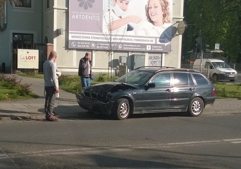 Groźny wypadek na skrzyżowaniu ulic Kilińskiego i Tymienieckiego! BMW uderzyło w clio [zdjęcia]