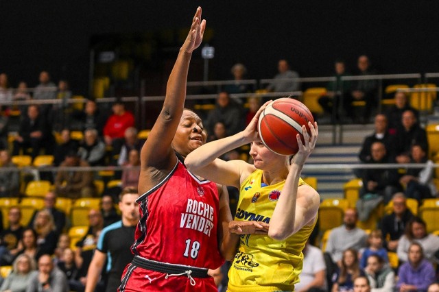 Mecz grupy L Pucharu Europy koszykarek VBW Arka Gdynia - Roche Vendee Basket (1.11.2023)