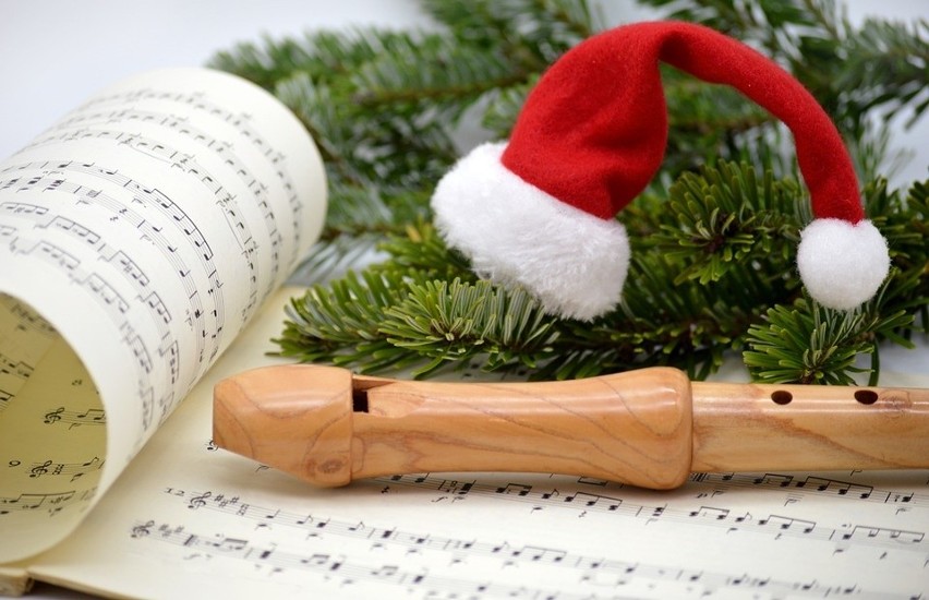 Last Christmas, White Christmas, The Christmas Song to...