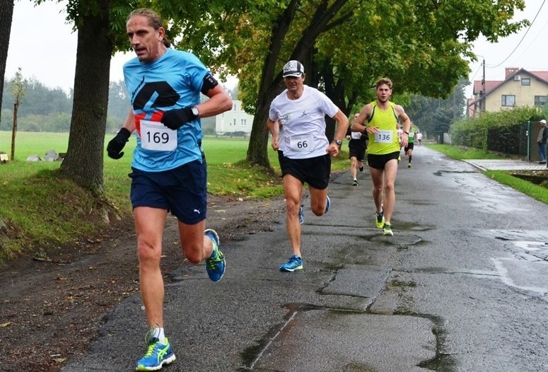 Bieg Koroną Jeziora Goczałkowickiego 2015 w Zabrzegu