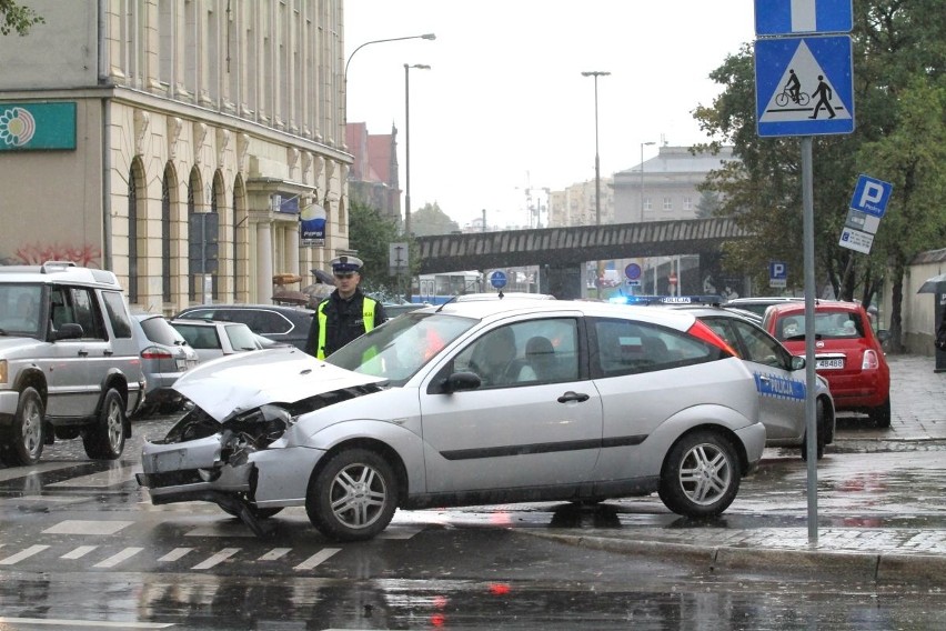 Kolejny wypadek na Traugutta. I znów na buspasie