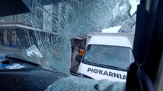 Bardzo groźnie wyglądający wypadek na ul. Sikorskiego we Wrocławiu