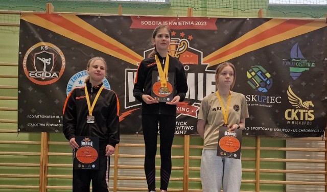 “Bitwa o Warmię” - podopieczni Karola Winiszewskiego na zawodach w kickboxingu w Biskupcu