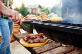 Grill nie dla wszystkich. Dowiedz się, kto powinien zachować ostrożność i unikać jedzenia grillowanych potraw