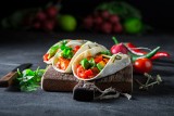 Najpopularniejsze dania z Meksyku idealne w karnawale. Nie tylko tortilla i fasola. Poznaj kuchnię meksykańską według Taste Atlas
