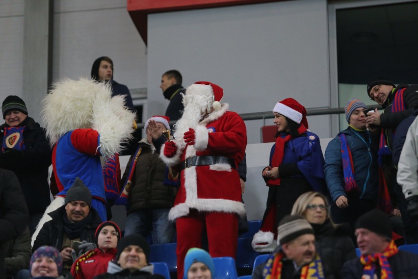 Mecz Piast Gliwice - Pogoń Szczecin oglądało 2.824 widzów....