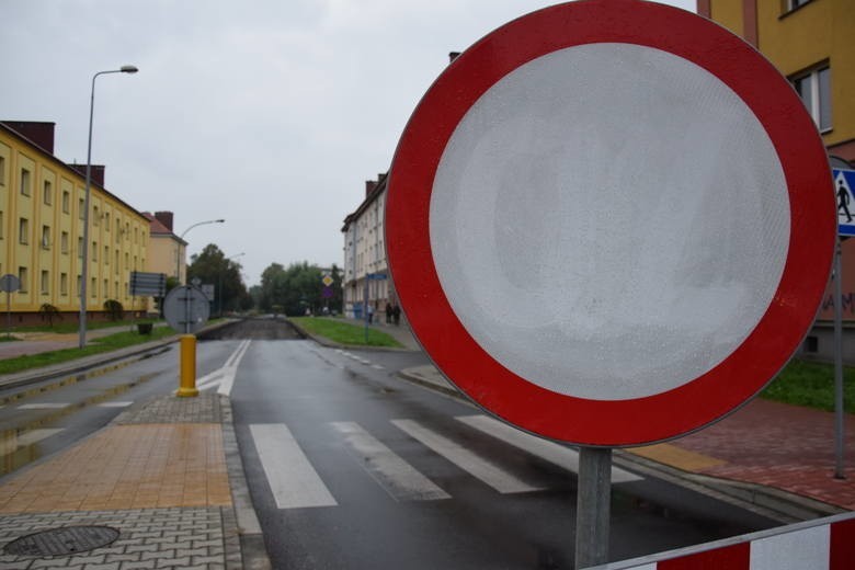 Drogowcy zamkną ostatni odcinek ul. Olszewskiego w Oświęcimiu. Kierowcy muszą przygotować się na objazd [ZDJĘCIA]