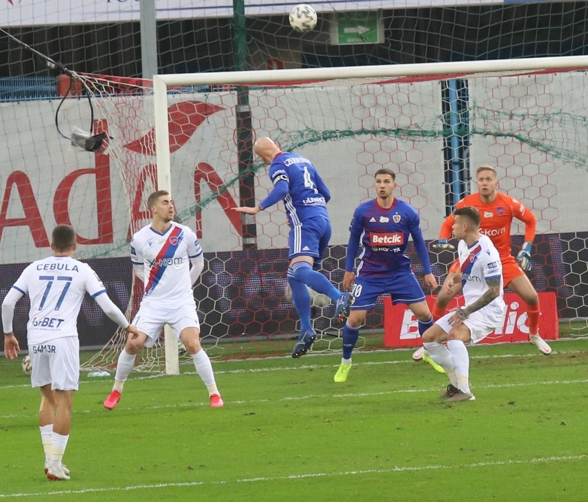 20.12.2020. Piast Gliwice - Raków Częstochowa 0:0....