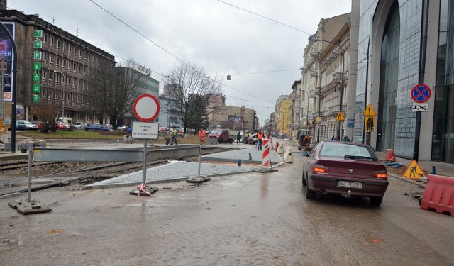 Otwarty zostanie dla samochodów przejazd Narutowicza od ul. Sienkiewicza w kierunku Wschodniej