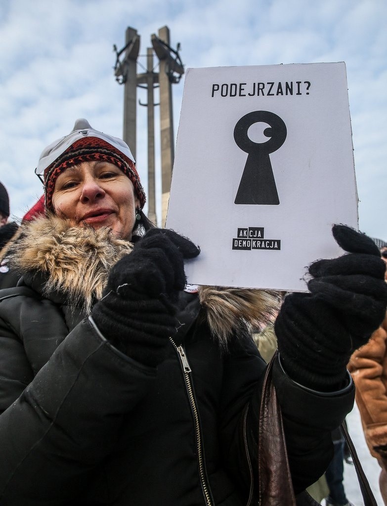 Tysiące osób na demonstracji KOD w Gdańsku [ZDJĘCIA, FILM]