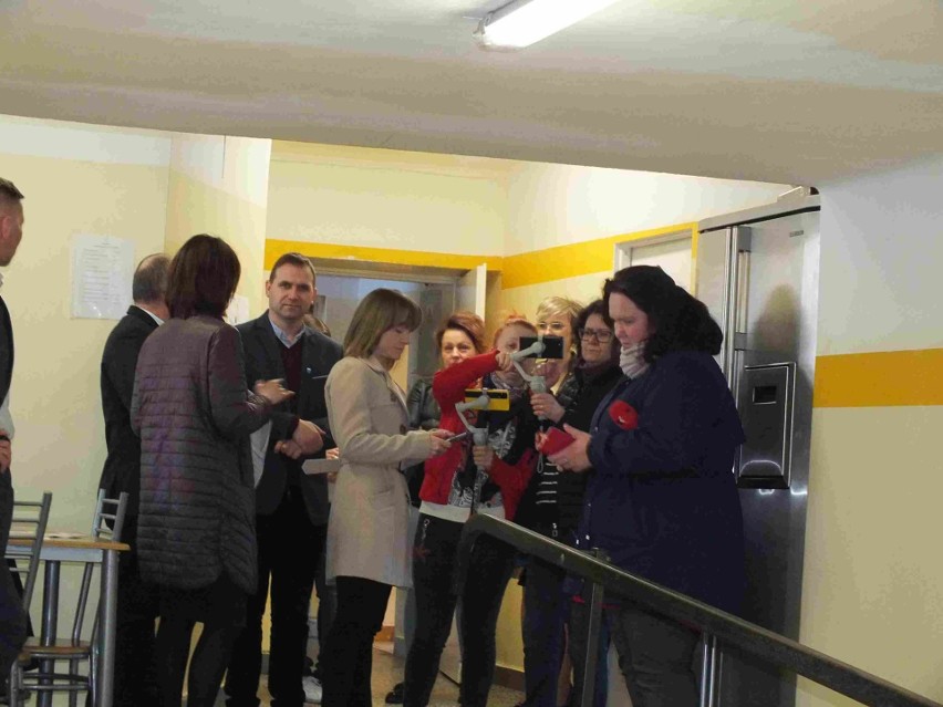 42 miejsca noclegowe dla uchodźców z Ukrainy w budynku po byłym Oddziale Zakaźnym starachowickiego szpital. Zobaczcie zdjęcia
