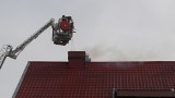 Pożar sadzy w budynku mieszkalnym w Kobylnicy (wideo, zdjęcia)