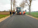 Niebawem kierowcy pojadą po wyremontowanej drodze z Bobrownik do Grapic