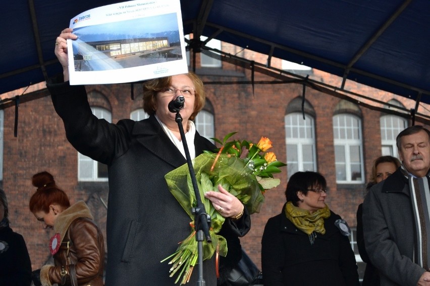 Studniówka 2014. Polonez Maturzystów w Zabrzu