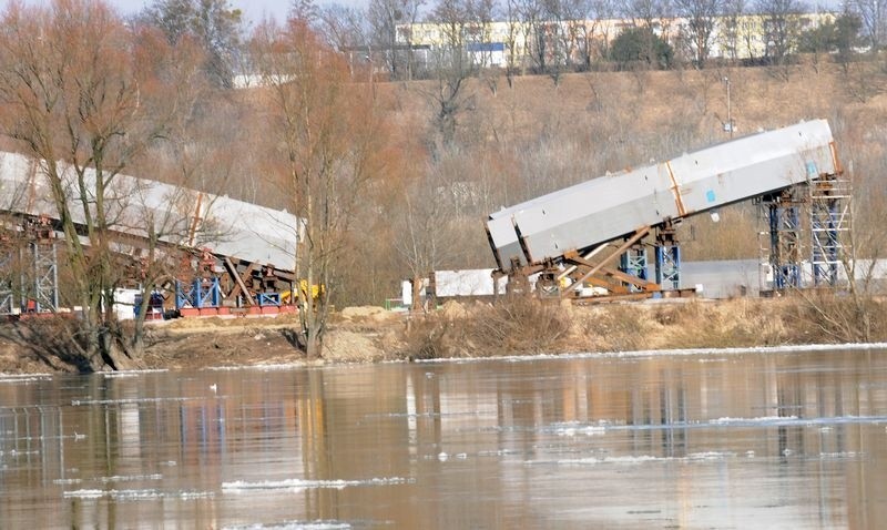 Toruń   Budowa mostu 