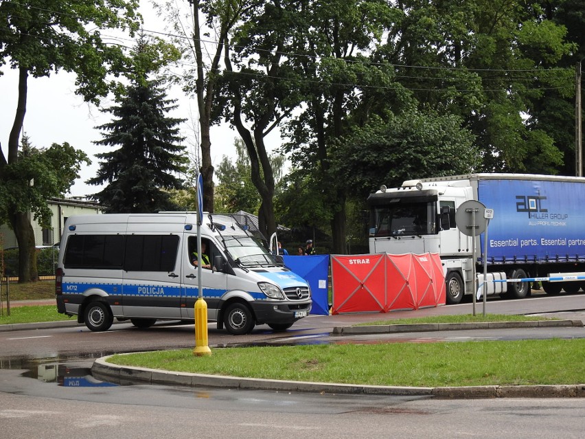 Śmiertelny wypadek na DK19. Samochód ciężarowy potrącił...