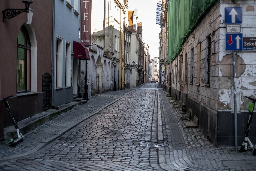 Poznań opustoszał. Tak wyglądają galerie handlowe, centrum...