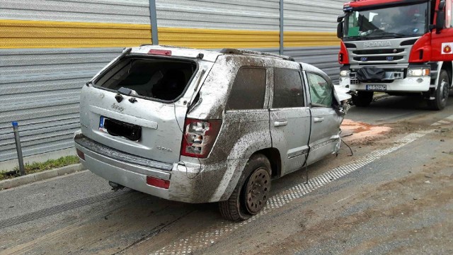 Cysterna biorąca udział w kolizji na autostradzie pod Grudziądzem przewoziła etanol.