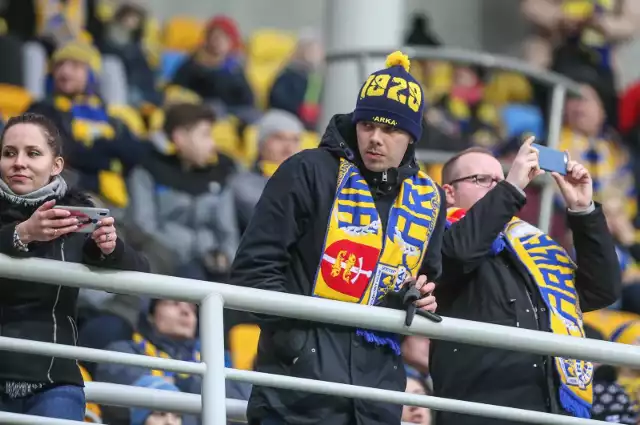 Zdjęcia z trybun z meczu Arka Gdynia - Korona Kielce