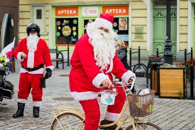 Ten Gwiazdor nie czekał do grudnia. Już myśli o wyprawie (za niespełna 2 tygodnie) z Szubina, przez Żnin, do Poznania. A wszystko dla chorej Celinki Andrzejewskiej.