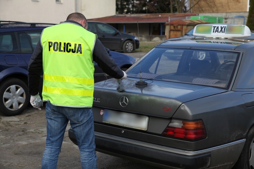 Bandyci z Głogowa napadli na taksówkarza. Oblali go benzyną [ZDJĘCIA, WIDEO]