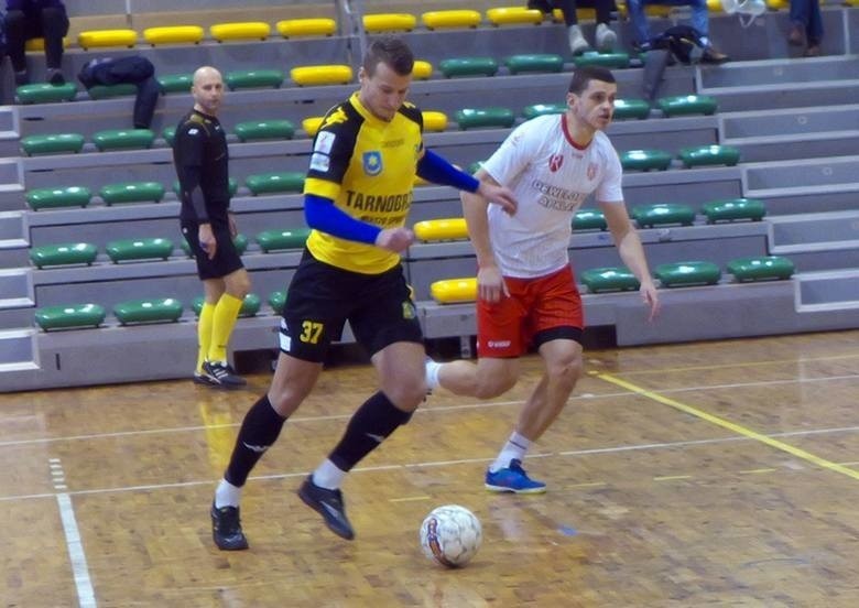Drugoligowa Siarka Tarnobrzeg zagrała w halowym turnieju piłkarskim w Jarosławiu (ZDJĘCIA Z TURNIEJU)
