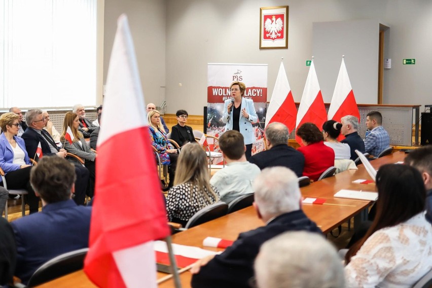 Europoseł Jadwiga Wiśniewska na Spotkaniu Wolnych Polaków w Kłobucku i Lublińcu