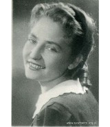 Była legendą ruchu oporu przy KL Auschwitz. W pamięci więźniów obozu zapisała się na zawsze jako łączniczka z wolnym światem. Zdjęcia